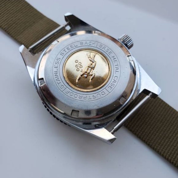 Vintage Skin Diver Watch - Fully Serviced 17 Jewels & Swiss Made - Picture 5 of 8